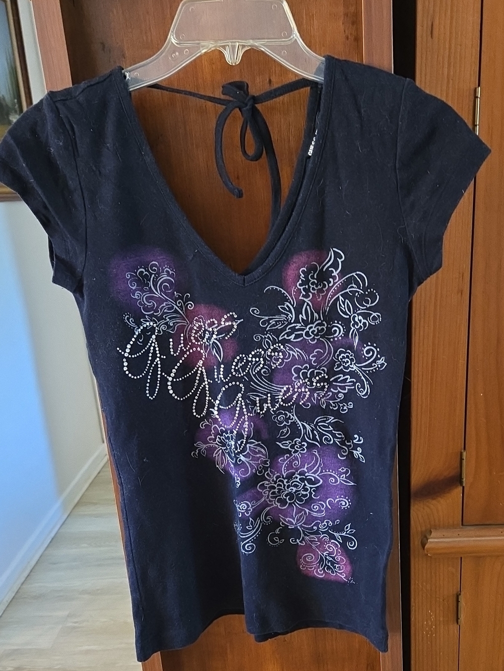 Guess Black Floral V-Neck With Rhinestones Women's Top with Purple Accents M